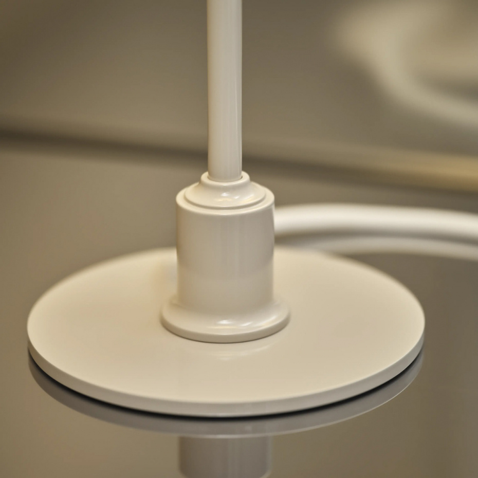 PH 2/1 Bordslampa Glossy Beige
