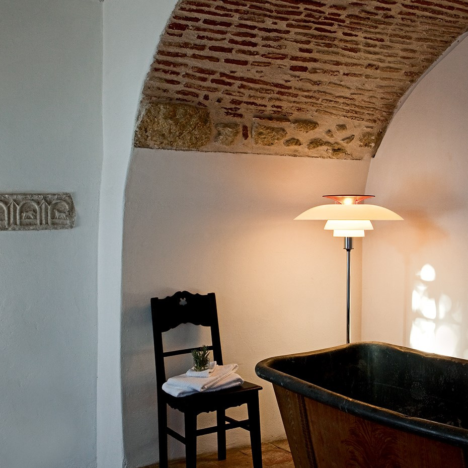 PH 80 Golvlampa White Opal Acryl/Chrome