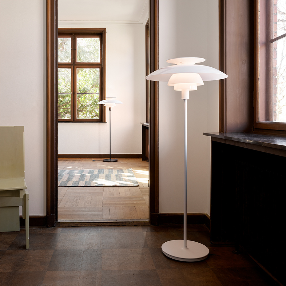 PH 80 Golvlampa White Opal Acryl/Black