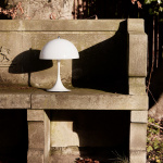 Panthella Ø250 Portable Bordslampa White Opal Acryl Panthella Ø250 Portable Bordslampa White Opal Acryl