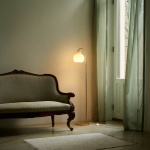 VL Ring Crown Golvlampa Brass/Opal Glass VL Ring Crown Golvlampa Brass/Opal Glass