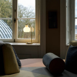 VL Ring Crown Bordslampa Brass/Opal Glass VL Ring Crown Bordslampa Brass/Opal Glass