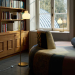 VL Ring Crown Bordslampa Brass/Opal Glass VL Ring Crown Bordslampa Brass/Opal Glass