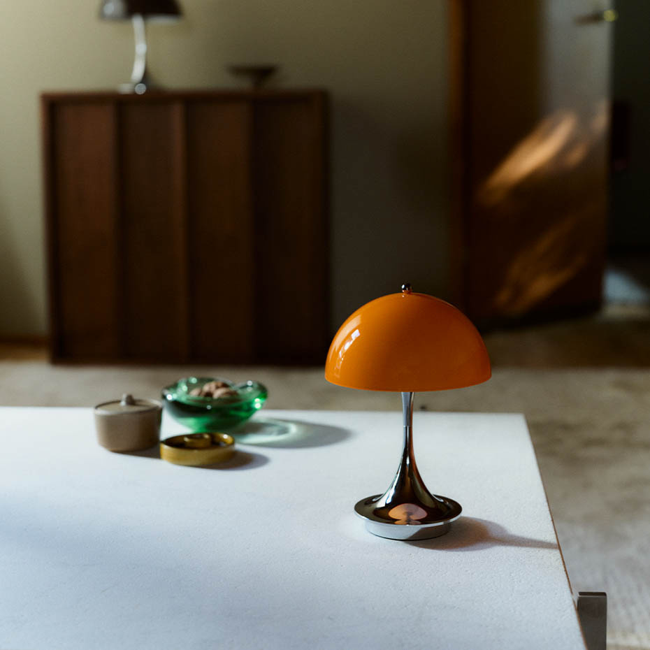 Panthella Ø160 Portable Bordslampa Original Opal Orange V3