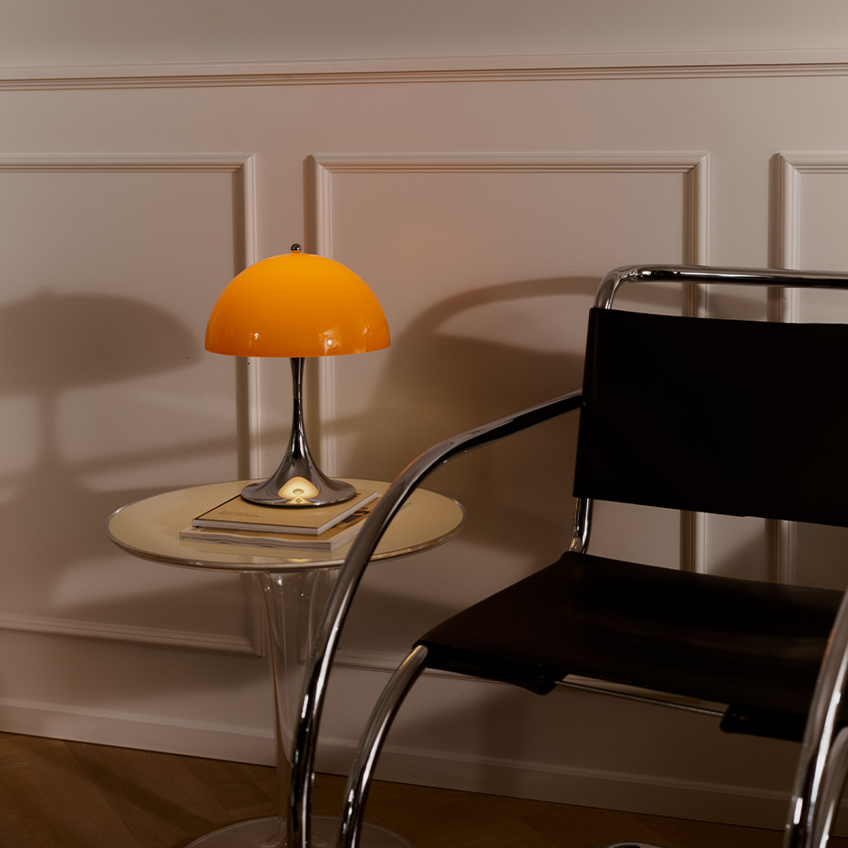 Panthella Ø250 Portable Bordslampa Original Opal Orange V3