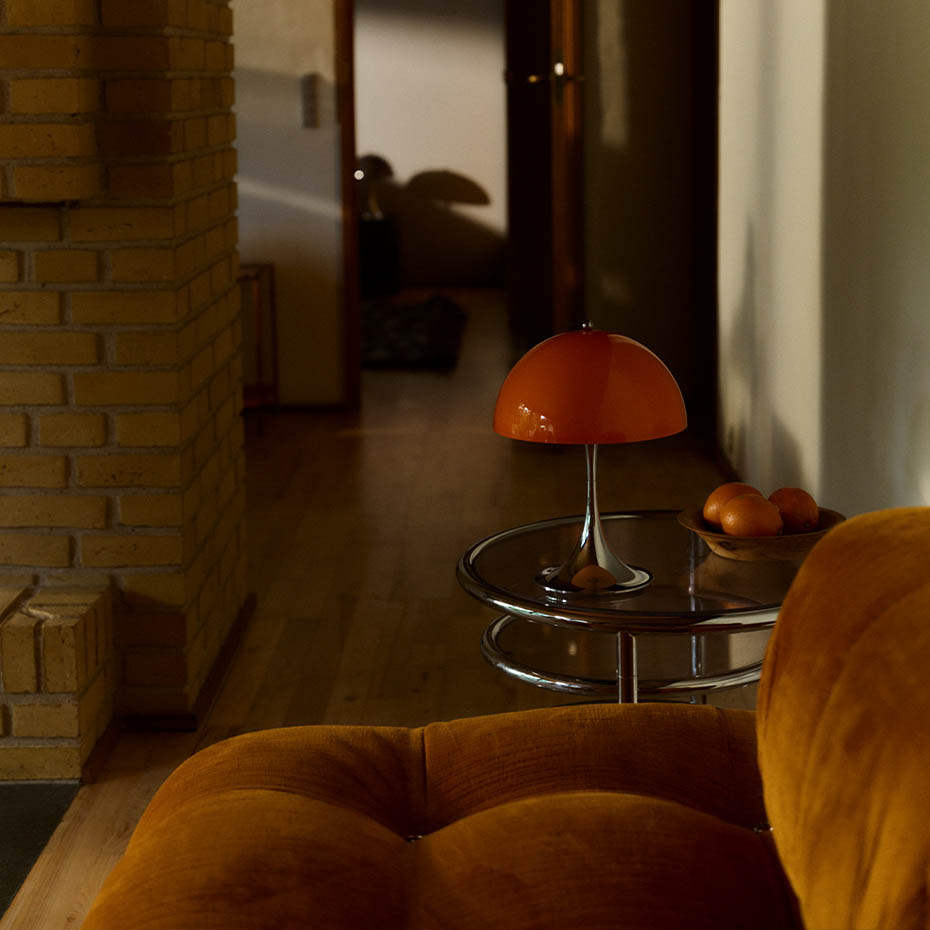 Panthella Ø250 Portable Bordslampa Original Opal Red V3