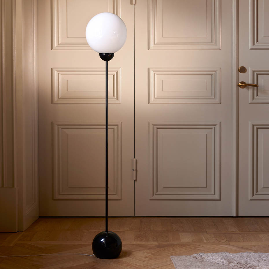 Ripley Golvlampa Svart