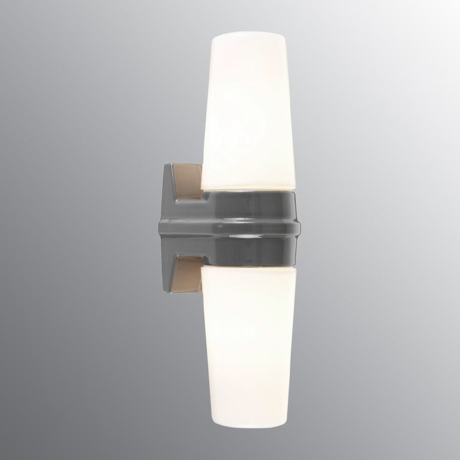 Bernadotte Vägglampa Dubbel Grå IP44