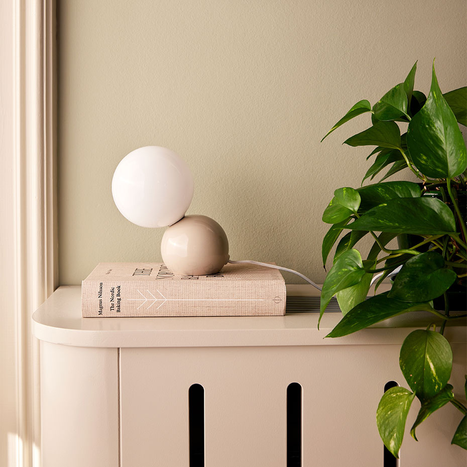 Ripley Bordslampa/Vägglampa Beige