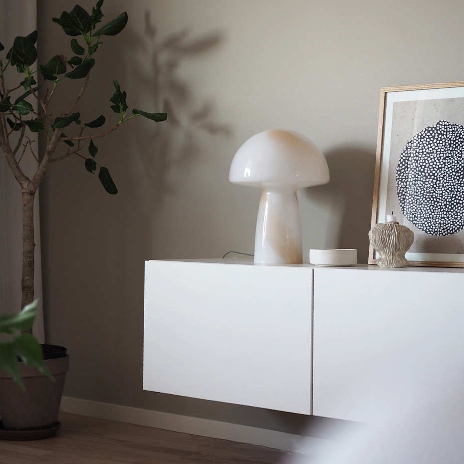 Fungo 30 Swirl Bordslampa Beige