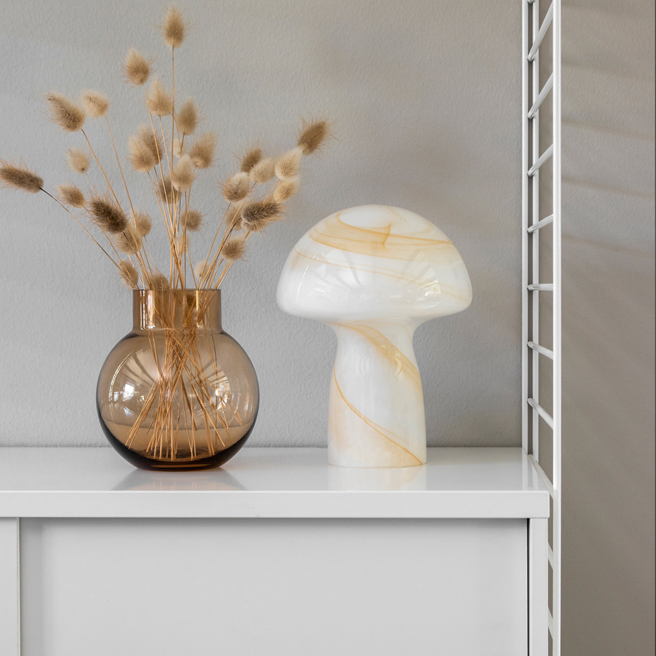 Fungo 22 Swirl Bordslampa Beige