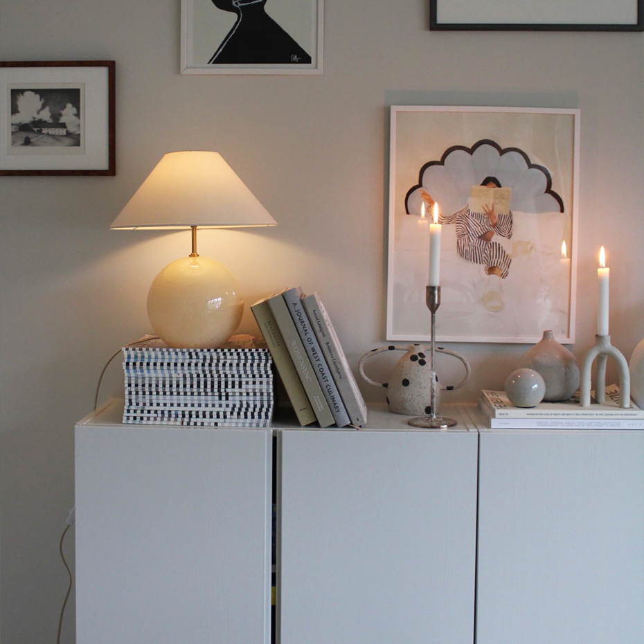 Iris 35 Bordslampa Creme