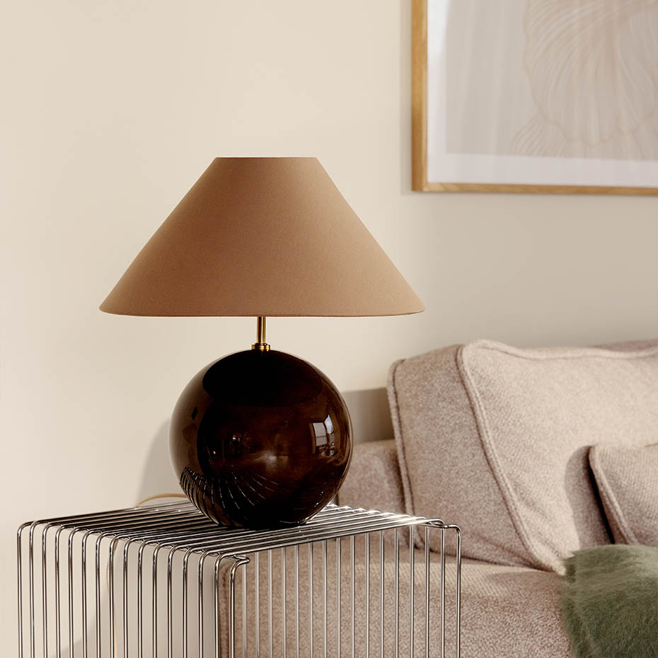 Iris 35 Bordslampa Mocha