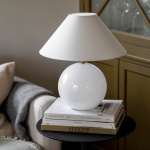 Iris 35 Bordslampa Vit Iris 35 Bordslampa Vit