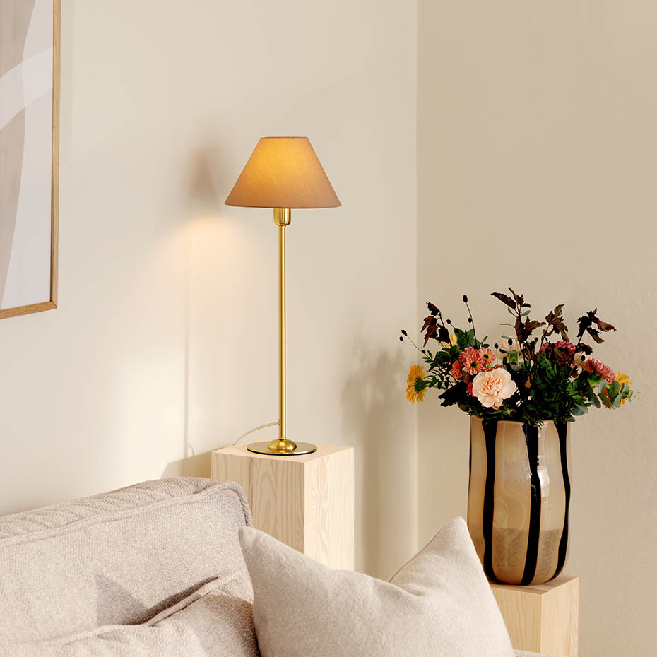 Iris 45 Bordslampa Borstad Mässing