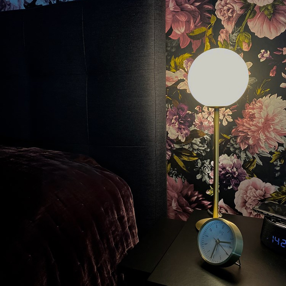 Molekyl Bordslampa Hög Mässing/Opalglas