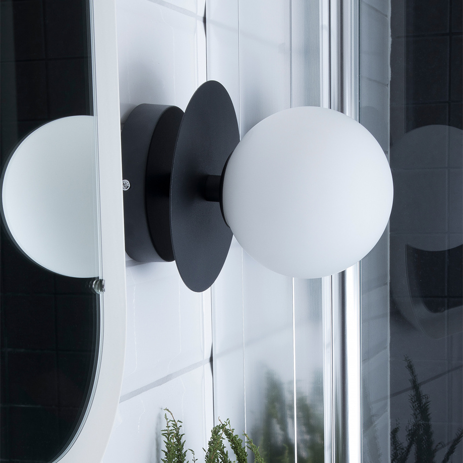 Art Deco Taklampa/Vägglampa Svart IP44