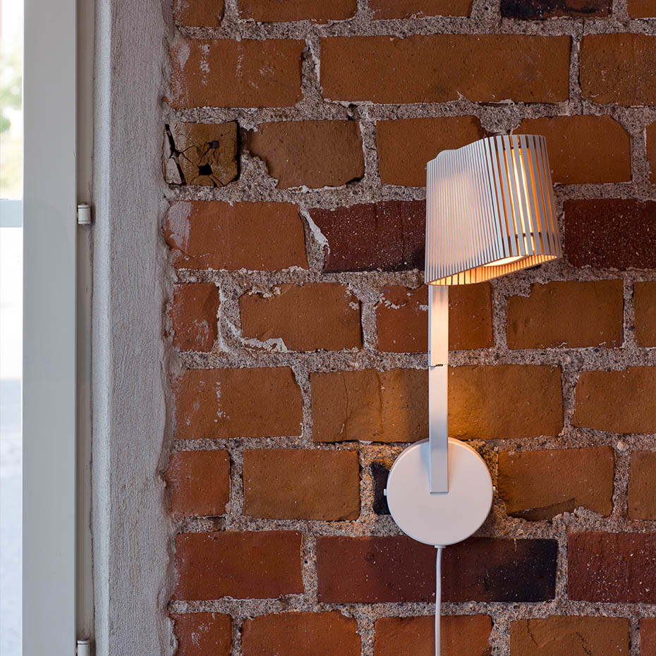 Owalo 7030 Vägglampa White