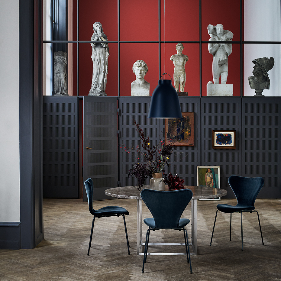 Caravaggio P1 Pendel Matt Dark Ultramarine