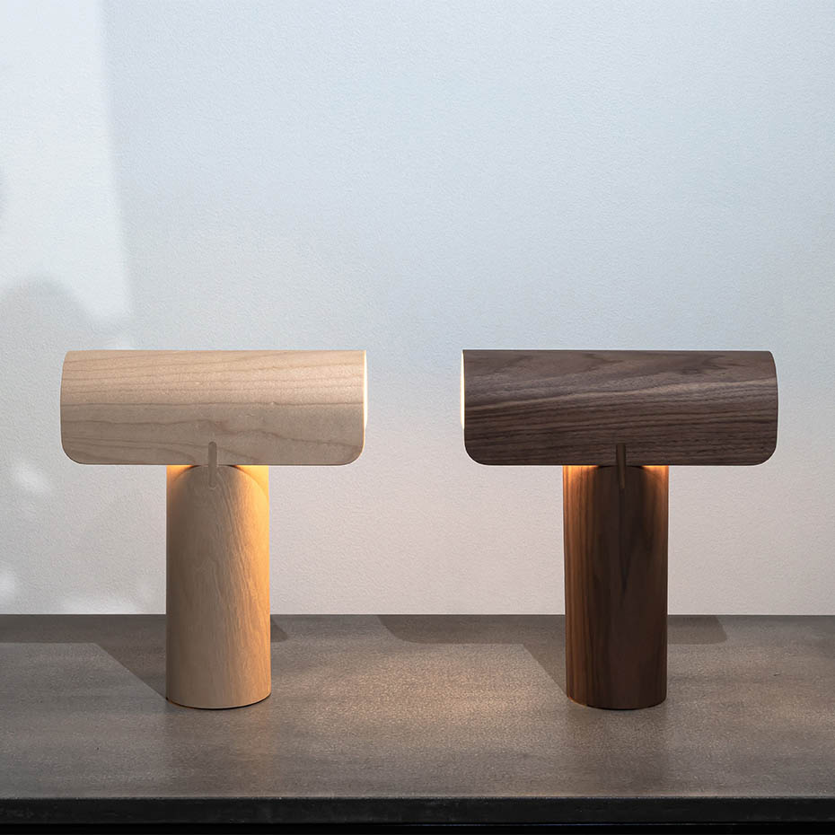 Teelo 8020 Bordslampa Walnut