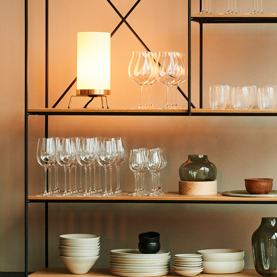 PM-02 Bordslampa Opal/Brass