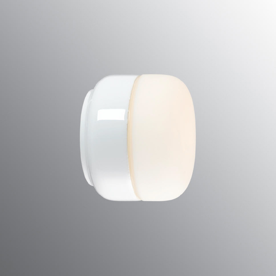 Ohm Taklampa/Vägglampa 140/115 Vit/Opalglas IP44