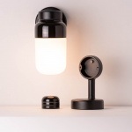 Ohm Vägglampa 100/210 Svart/Opalglas IP44 Ohm Vägglampa 100/210 Svart/Opalglas IP44