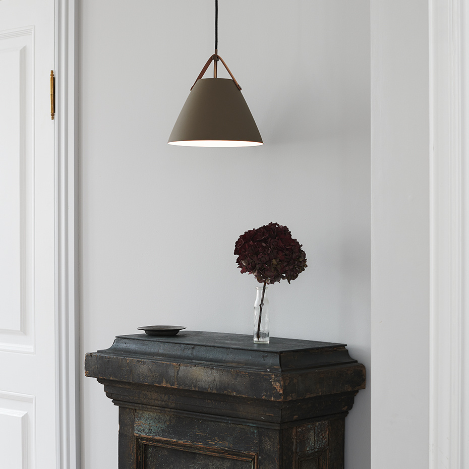 Strap 27 Pendel Beige