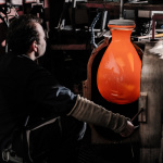 Phenomena Pendel Large Sphere Flamingo Pink/Brushed Gold Phenomena Pendel Large Sphere Flamingo Pink/Brushed Gold