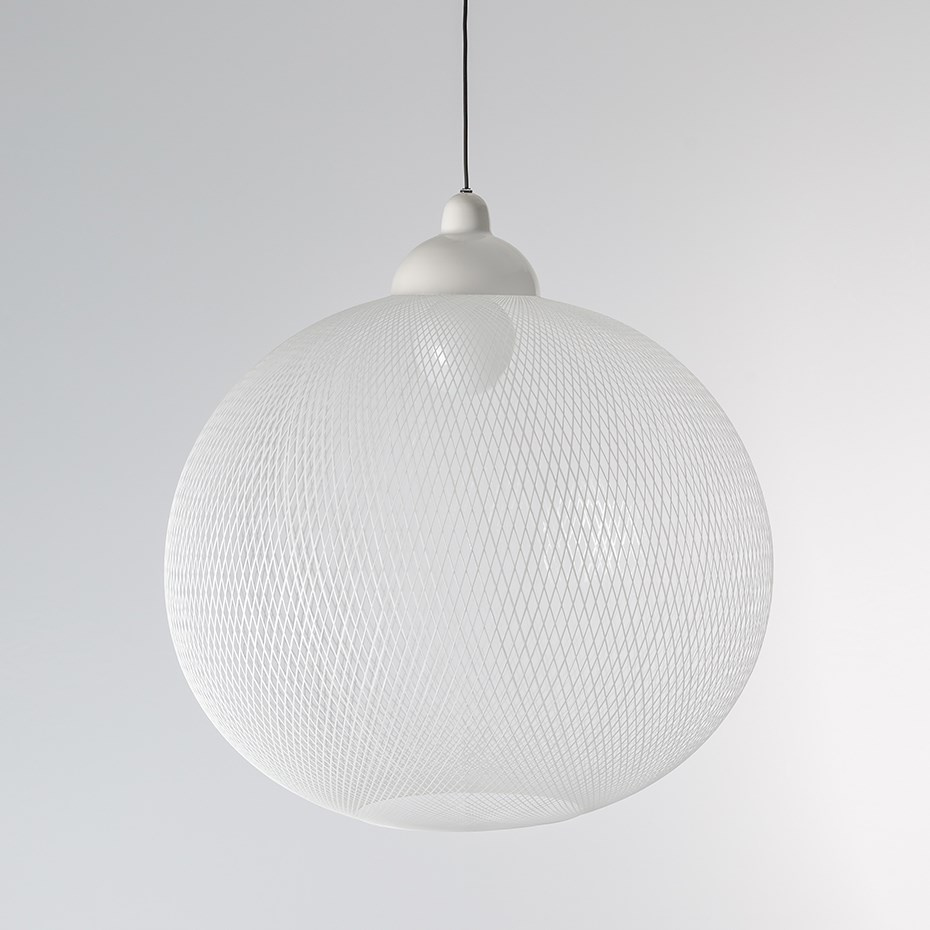 Non Random D71 Pendel White