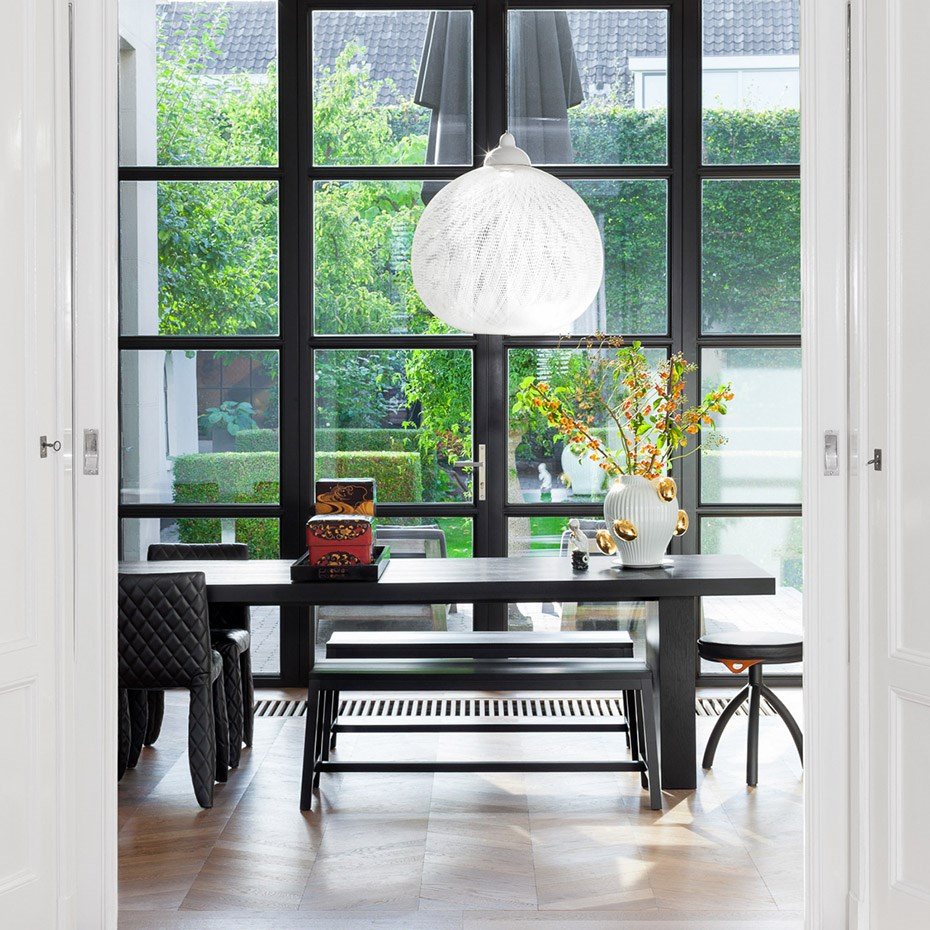 Non Random D71 Pendel White