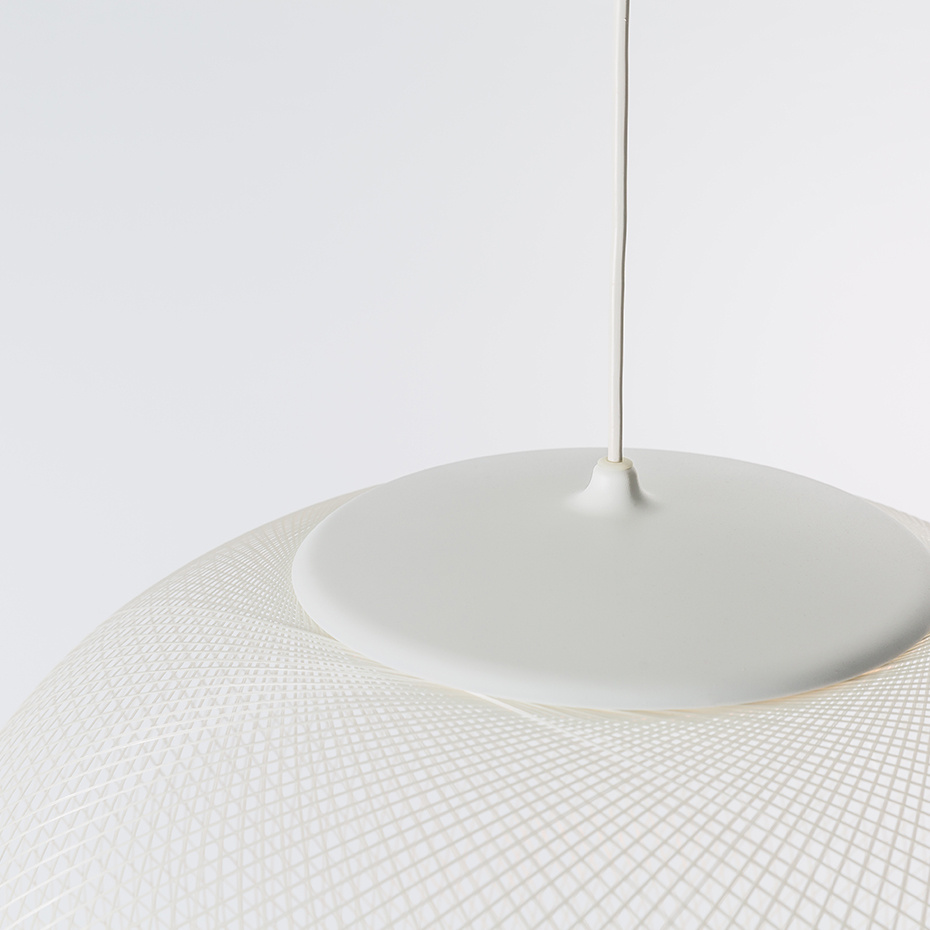 NR2 Medium Pendel White