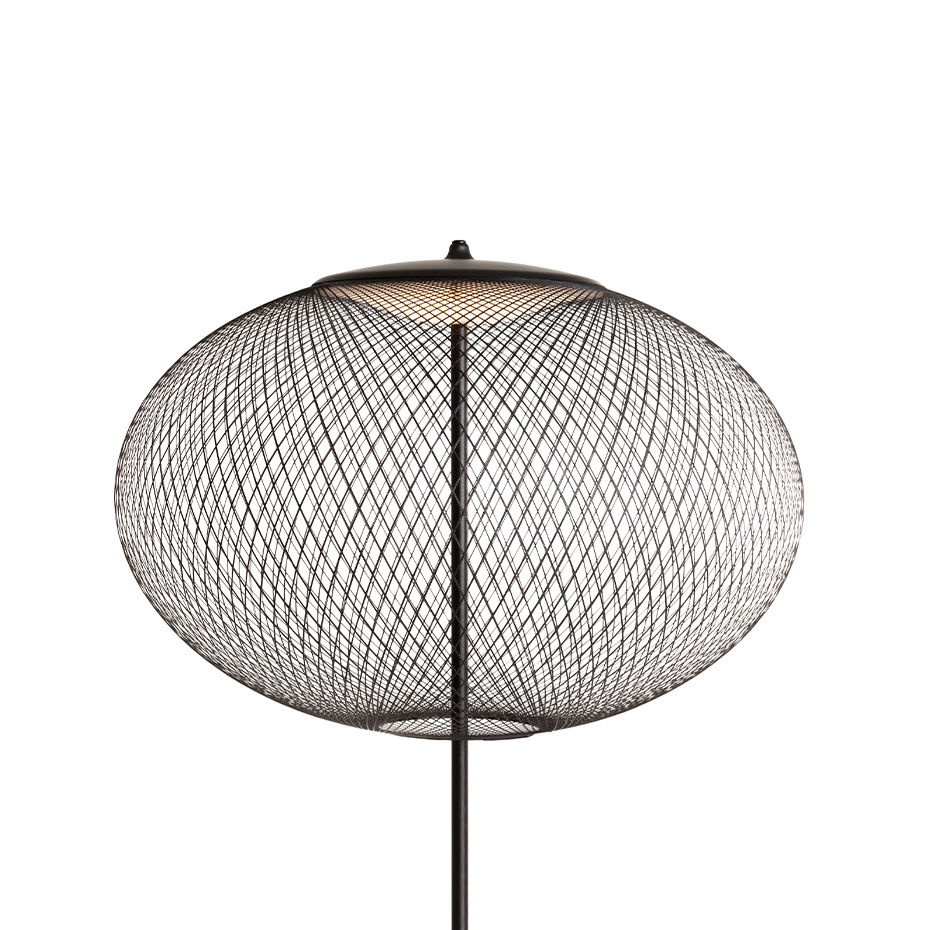 NR2 Medium Golvlampa Black