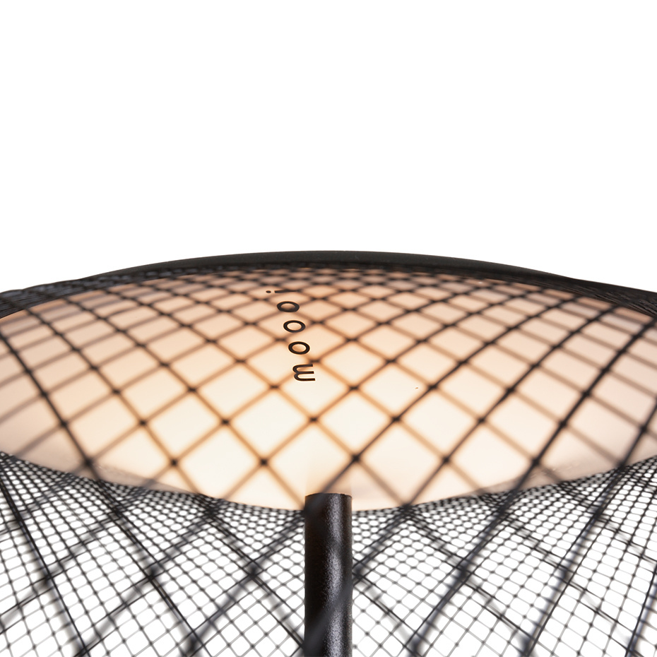 NR2 Medium Golvlampa Black