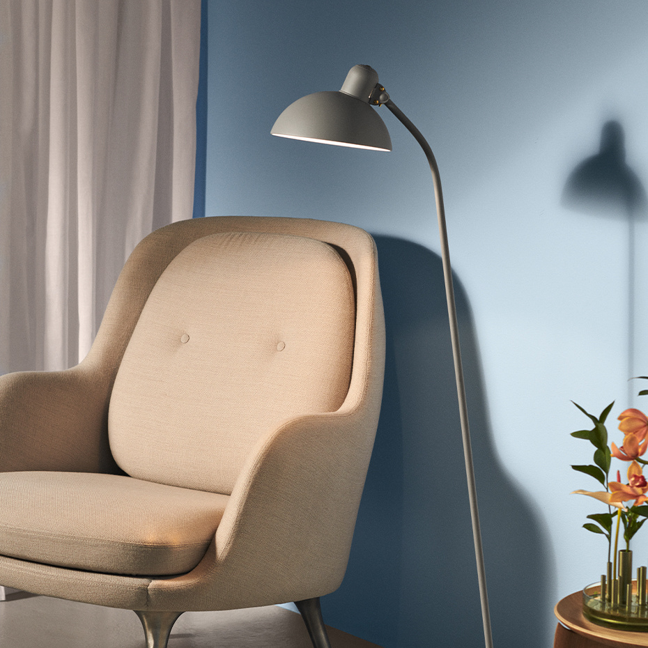 Kaiser Idell 6556 Golvlampa Easy Grey