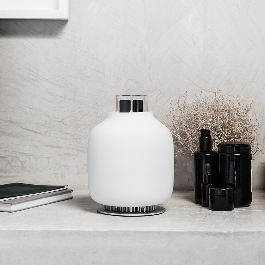 Candela Bordslampa Light & Charge