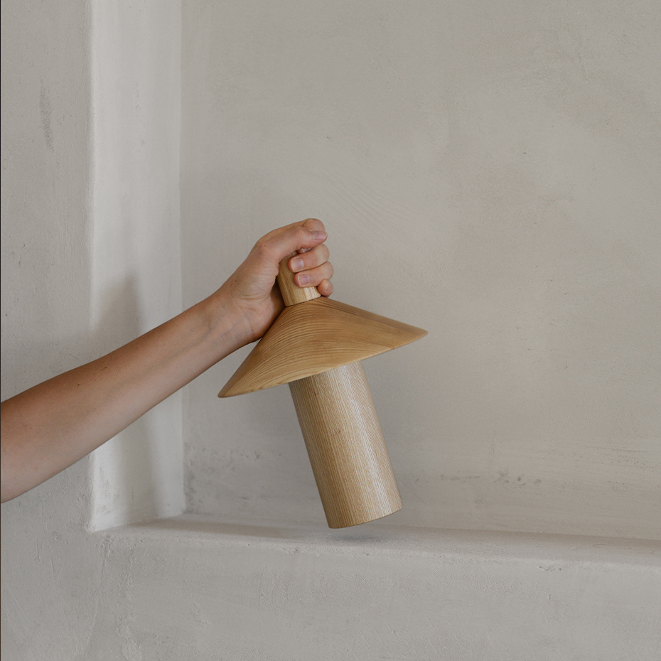 Pepa Bordslampa Natural Ash Wood
