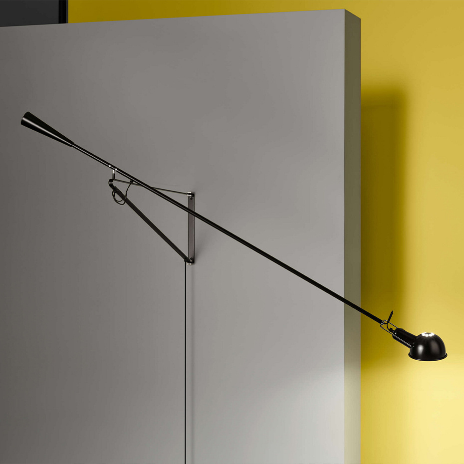 265 Vägglampa Black