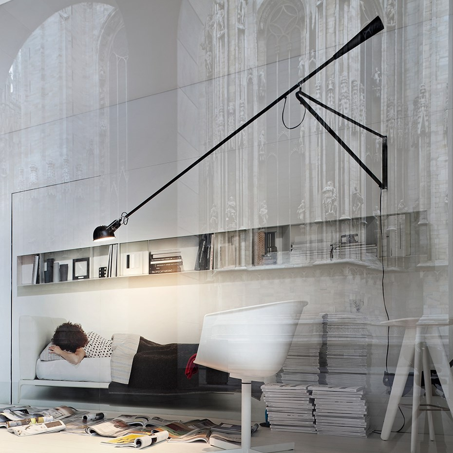 265 Vägglampa Black