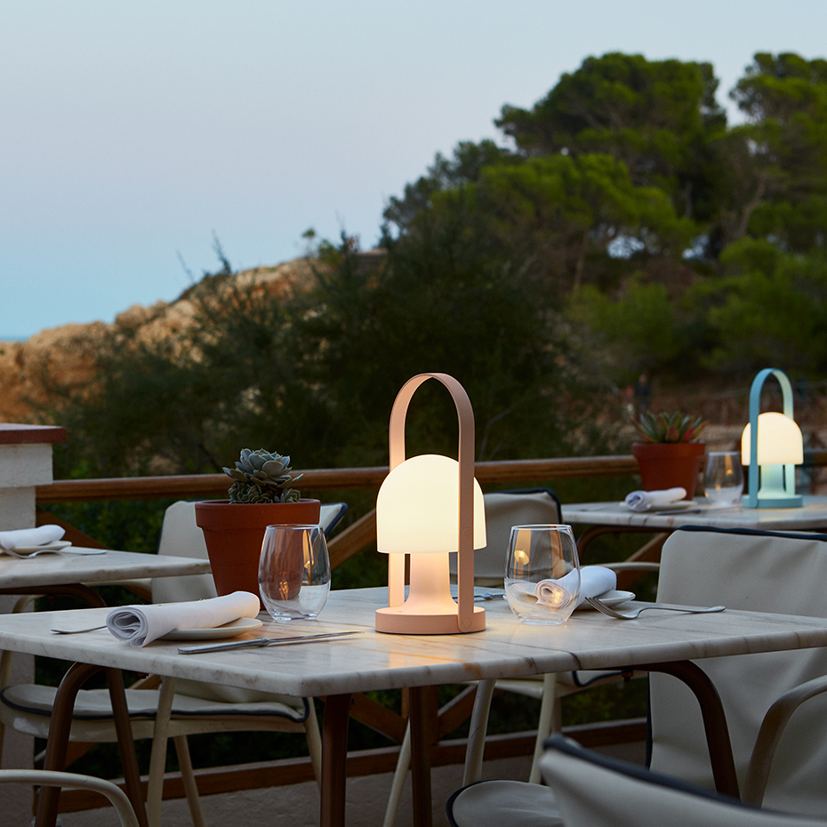 FollowMe Bordslampa Light Blue