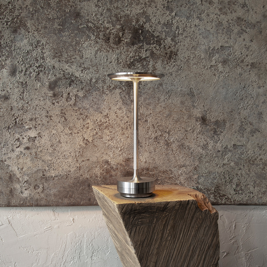 Turn Portable Bordslampa Brass