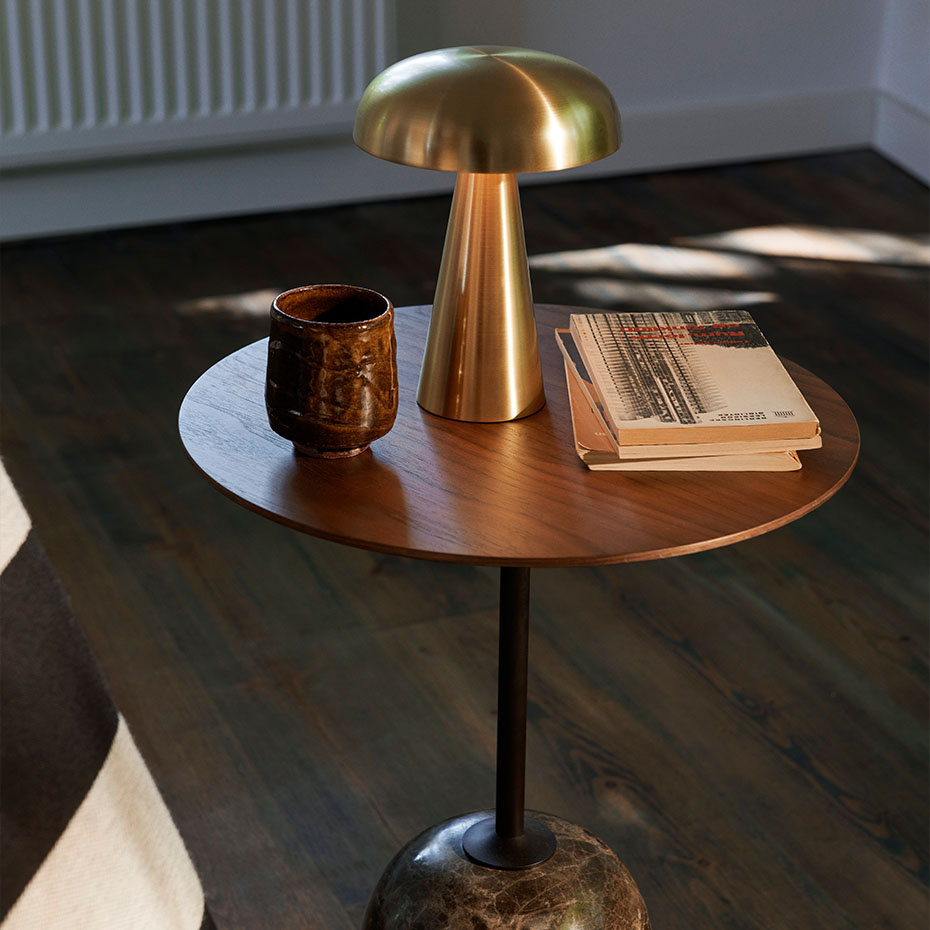 Lato Sidobord LN8 Round Ø40cm Lacquered Walnut & Emperador Marble