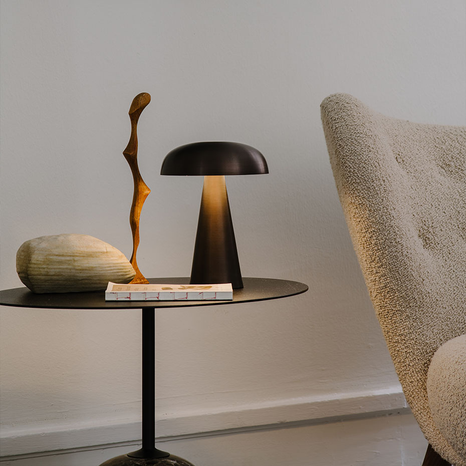 Lato Sidobord LN9 Oval 40x50cm Warm Black & Emperador Marble