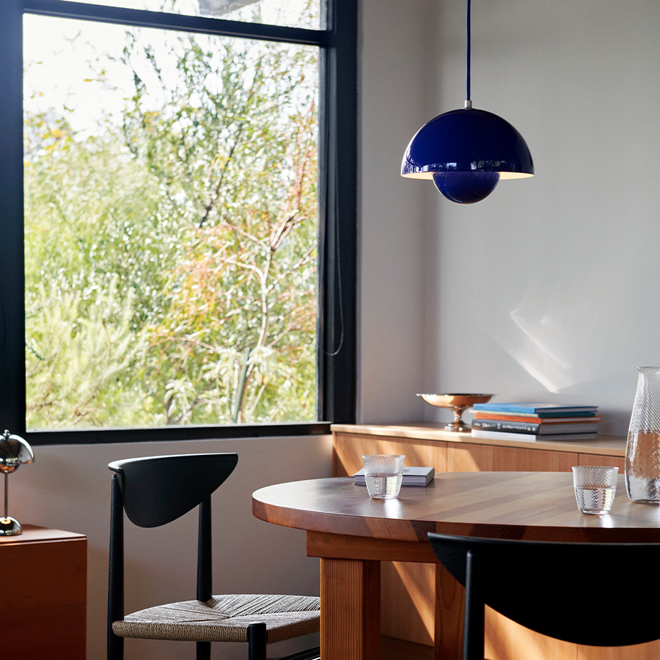 Flowerpot Pendel VP1 Ø23cm Cobalt Blue