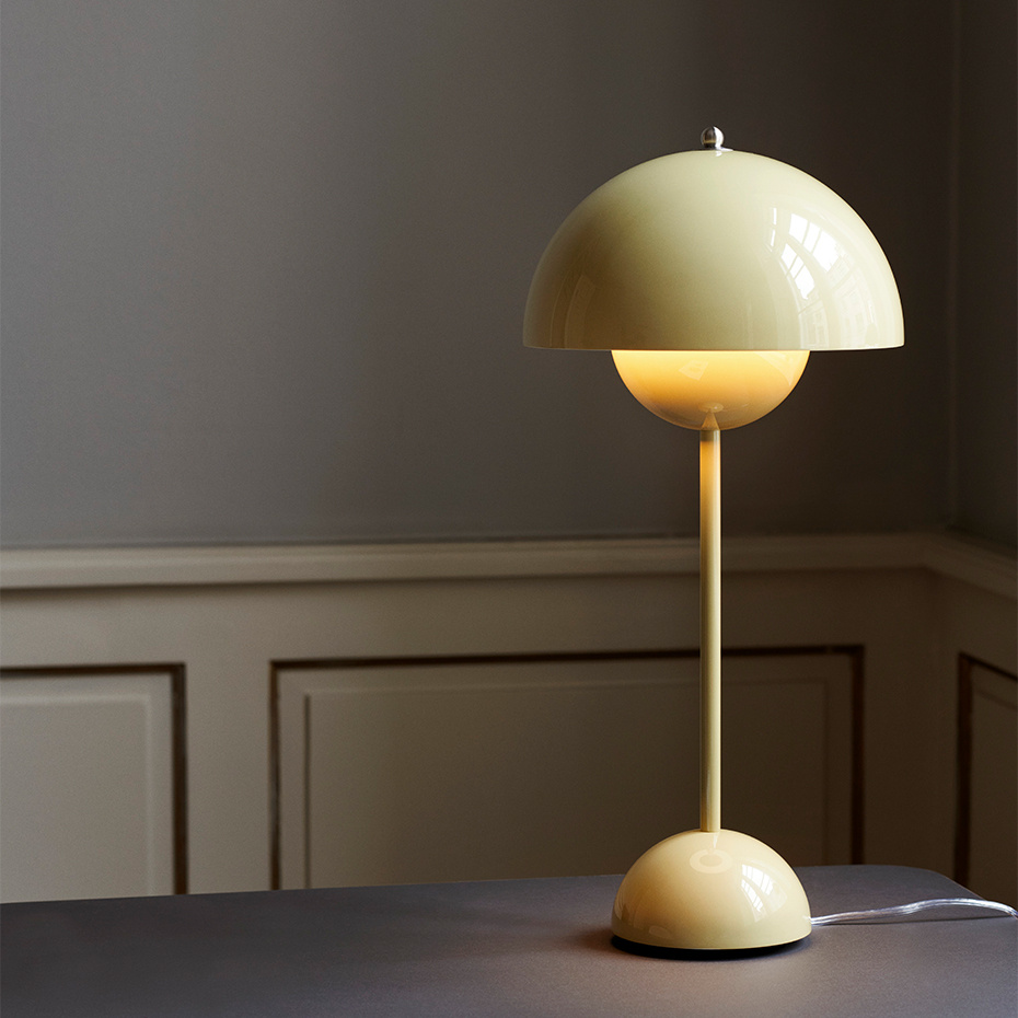 Flowerpot Bordslampa VP3 Cobalt Blue