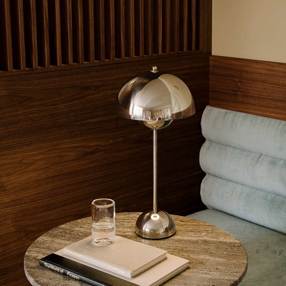 Flowerpot Bordslampa VP3 Brass-Plated