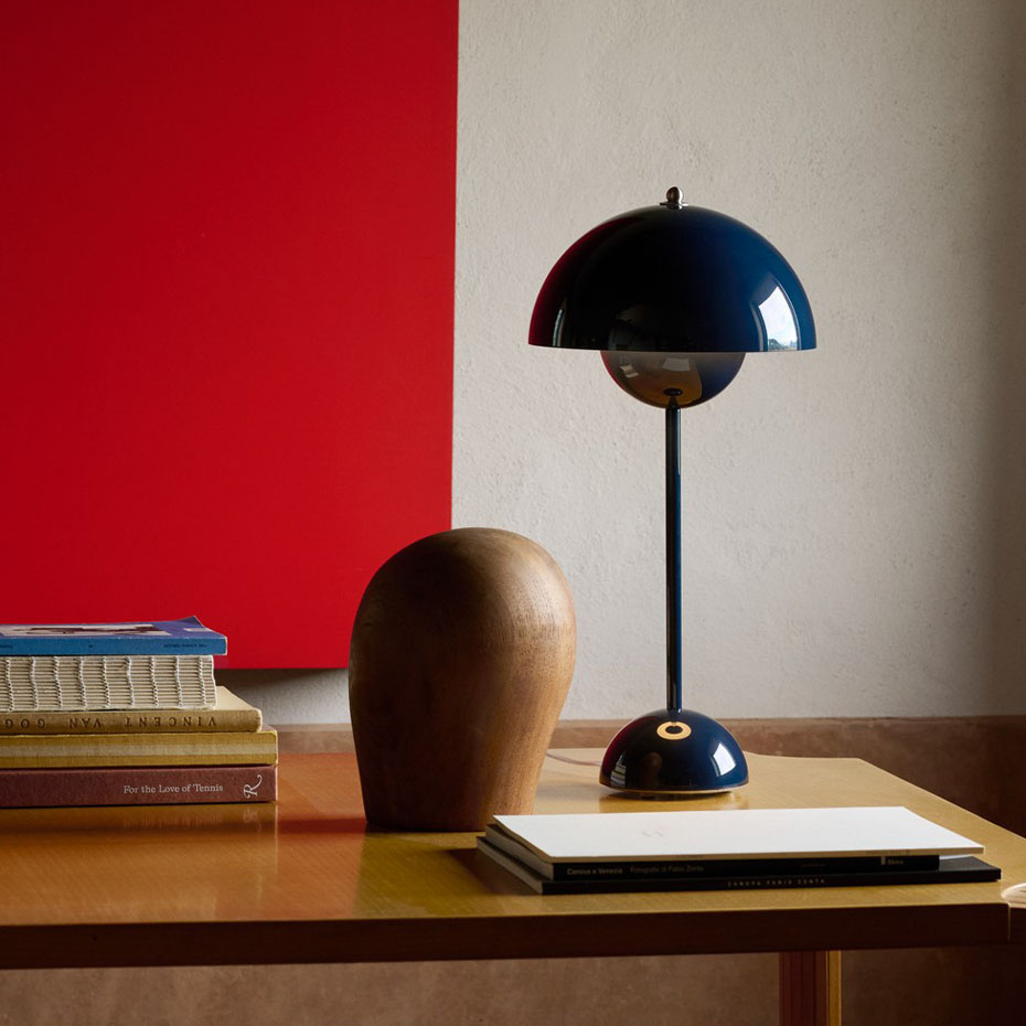 Flowerpot Bordslampa VP3 Steel Blue