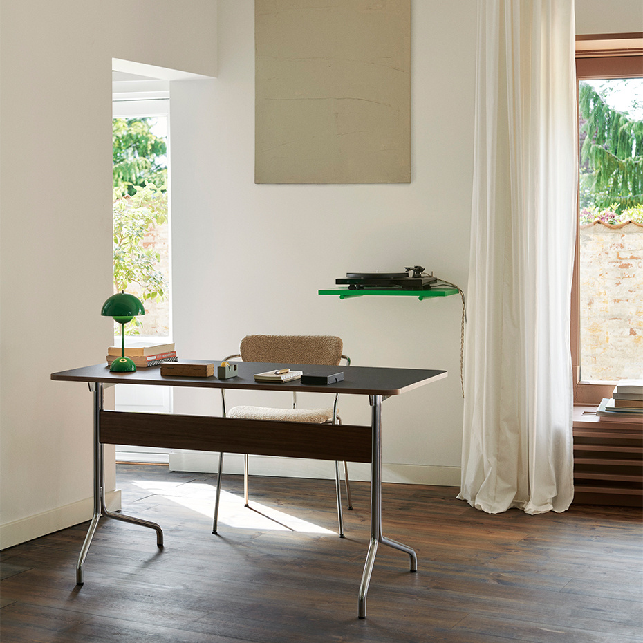 Flowerpot Bordslampa VP9 Portable Magnetic Charger Chrome-Plated