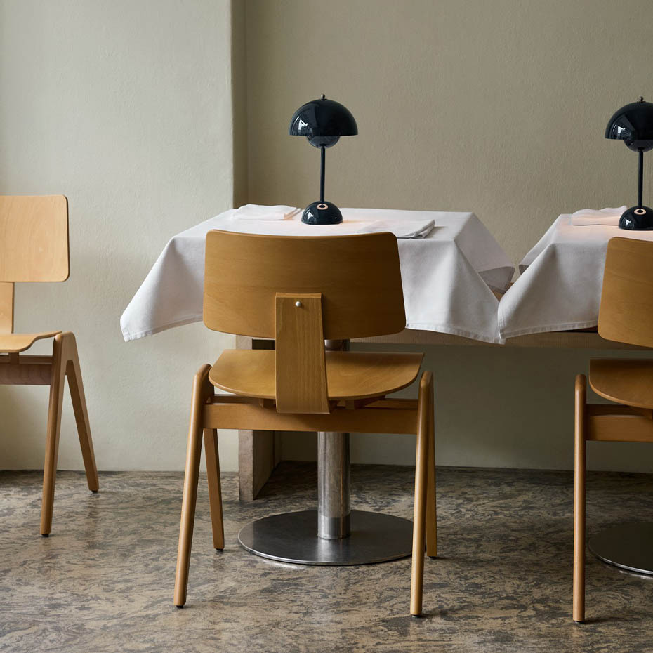 Flowerpot Bordslampa VP9 Portable Steel Blue