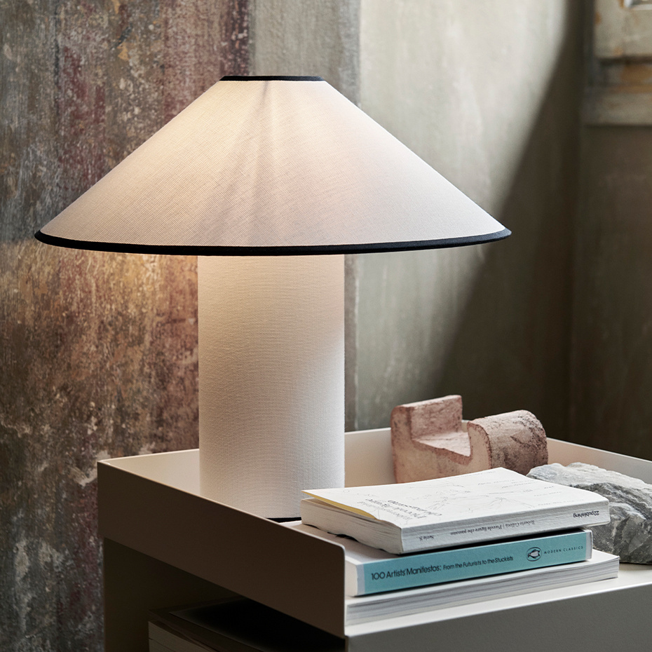 Colette Bordslampa ATD6 White & Black